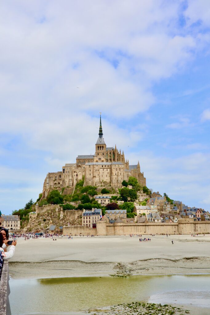 photo du mont saint michel en france